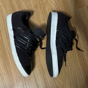 Adidas gazelle brown corduroy men’s 9.5